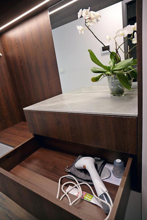 Modern Apartment Near The City Centre Urban Bratislava Exterior foto